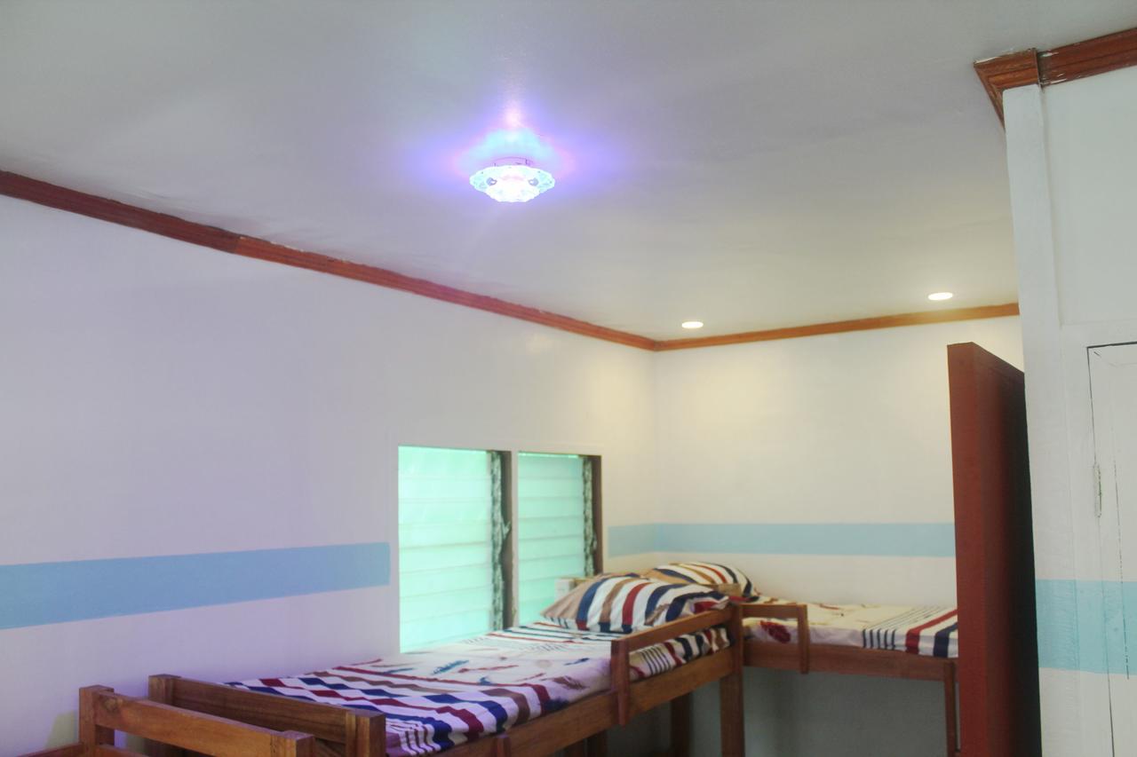 J'S Backpackers Hostel Davao City Eksteriør billede