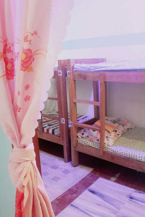 J'S Backpackers Hostel Davao City Eksteriør billede