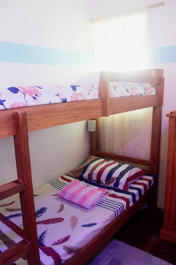 J'S Backpackers Hostel Davao City Eksteriør billede